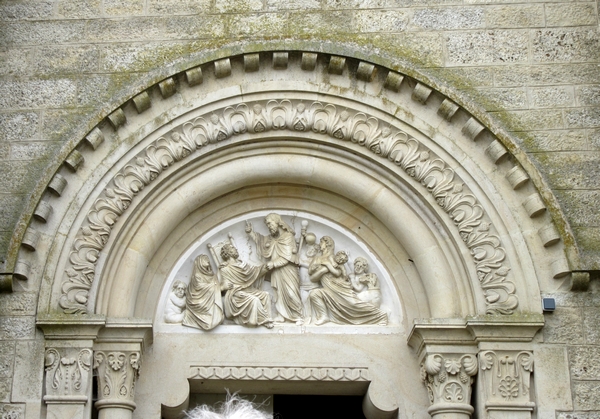 L'église Saint-Roch de Larrey