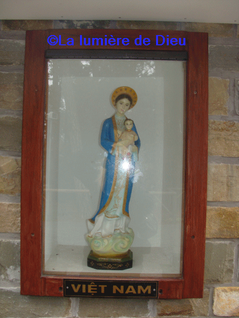 Banneux : allée saint Gabriel