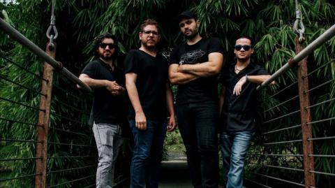AVANDRA - Les détails du nouvel album Descender ; "Derelict Minds" Lyric Vidéo