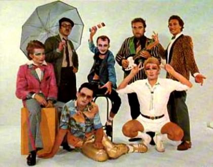 AU BONHEUR DES DAMES (1971-1984)