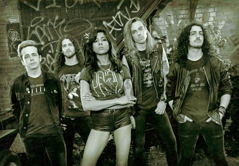 DIEMONDS - Les détails du nouvel album éponyme