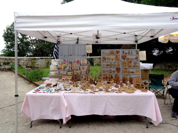  "Talents Cachés" à Puits, a présenté une superbe exposition de peintures, et de produits artisanaux