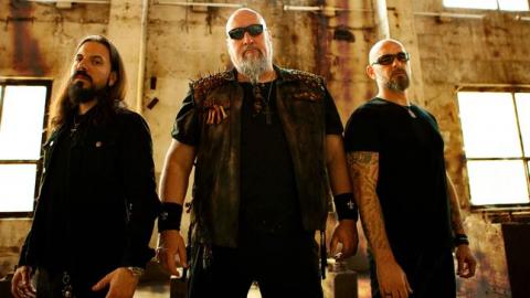RAGE - Les détails du nouvel album Wings Of Rage ; "Let Them Rest In Peace" Clip