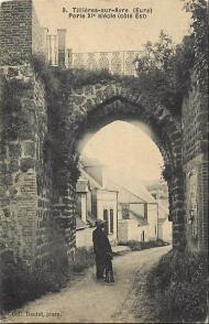 LES REMPARTS DE TILLIERES-SUR-AVRE (Eure)
