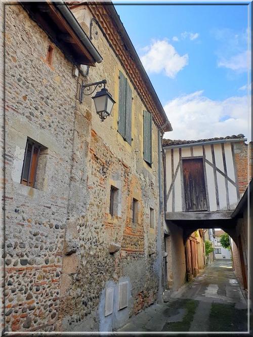 1039 - Grenade sur l’Adour dans les Landes (40)