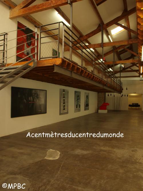 Acentmètreducentredumonde: La galerie de Perpignan.