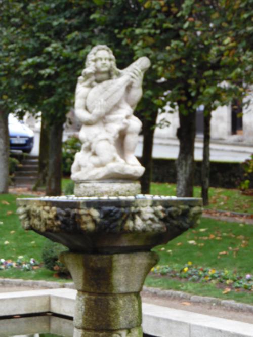 -La place du champ de bataille (Guerlesquin)