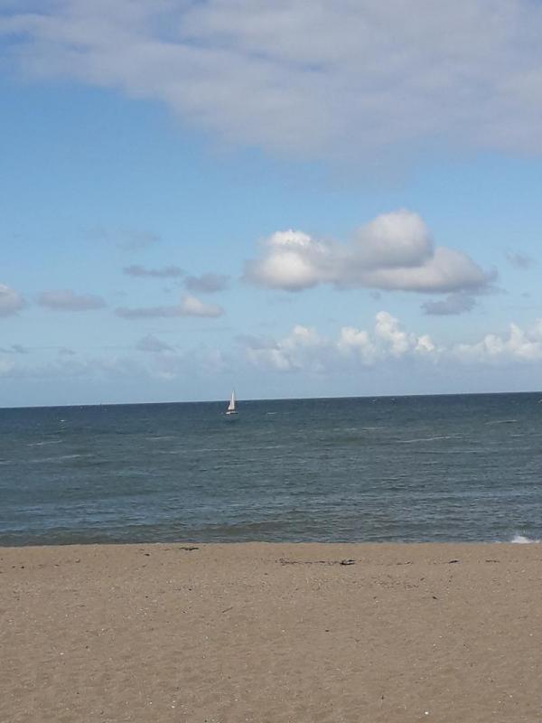 Quand les nuages arrivent sur la plage