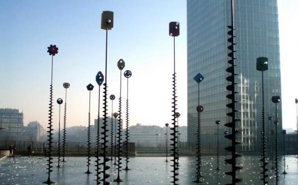 Exposition Takis au Palais de Tokyo : à ne pas manquer !