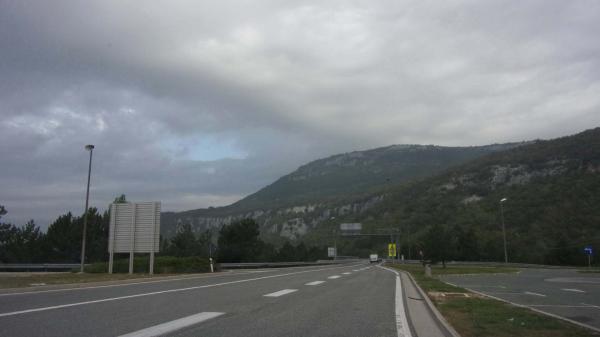 RETOUR