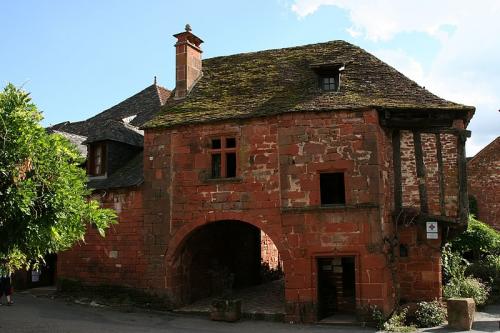 Collonges-la-Rouge  (Corrèze)  1ère partie
