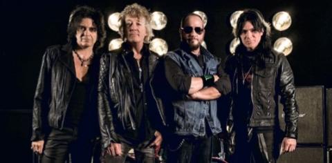 A NEW REVENGE (avec des ex-membres de JUDAS PRIEST, ALICE COOPER, SCORPIONS et OZZY OSBOURNE) - "Never Let You Go" Clip