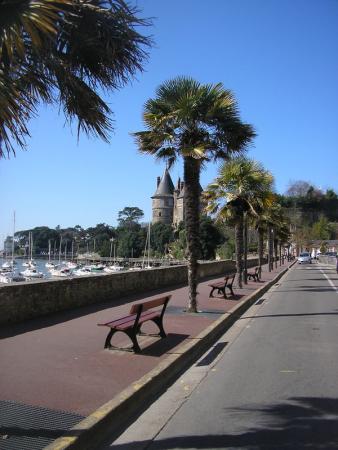 vers_la_place_Petit_Nice