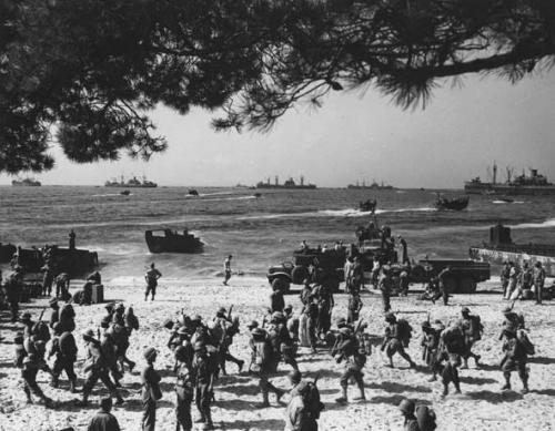 Parcours de la 1ère D.F.L - Etape n° 1 : Débarquement à Cavalaire les 16 et 17 Août 1944