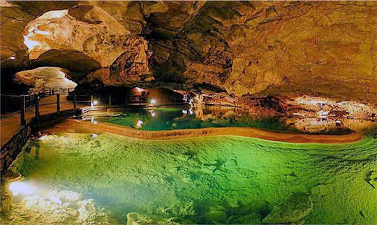 Vacances périgourdines : visite du Gouffre de Padirac