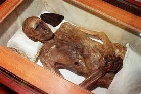 Les incorruptibles - Ceux qui ne retournent pas à la poussière