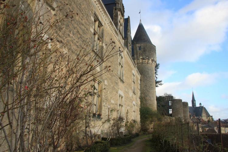 LE CHÂTEAU DE MONTRÉSOR 