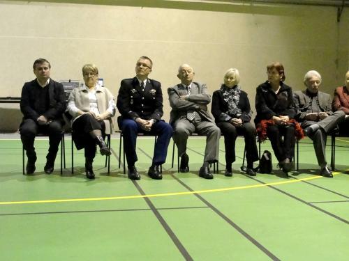 - Le restaurant "Côté Seine" à Montliot