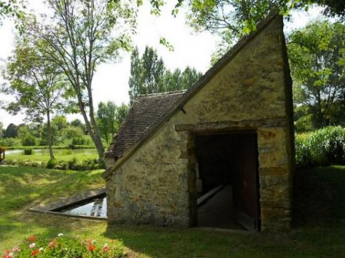 Bourg-le-Roi ( Sarthe )