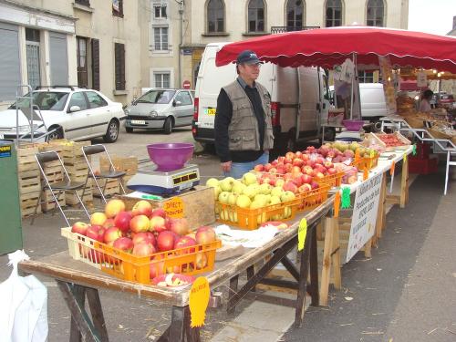 La fête de la pomme à Laignes