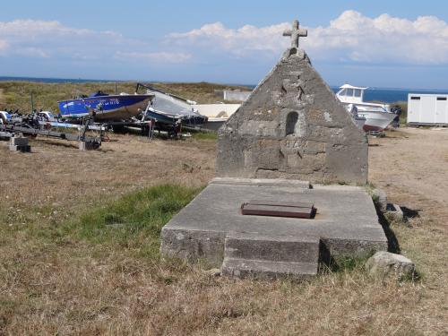 Su les chemins dHoedic , le port de l'Argol