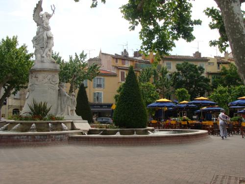 AUBAGNE : LA PETITE CAPITALE