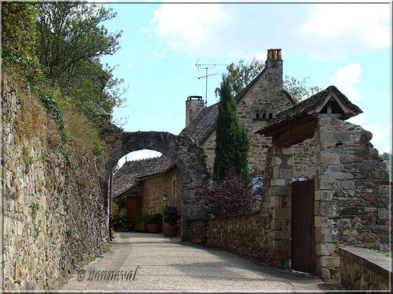 Najac Aveyron rue de la bastide