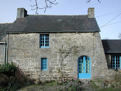 MAISON-7-RUE-BERTRAND-DU-GUESCLIN-LE-ROCHER-TIZON.jpg