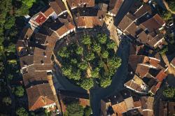 Le village circulaire de Fourcès