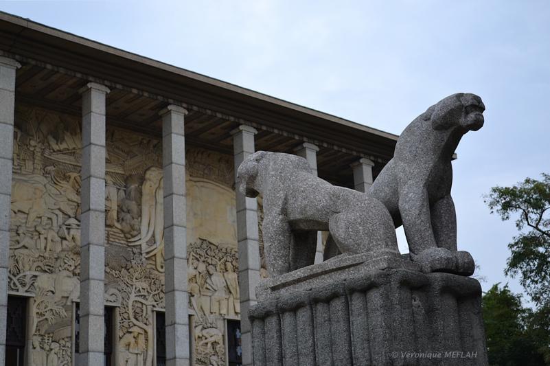 Palais de la Porte Dorée et l'Aquarium Tropical