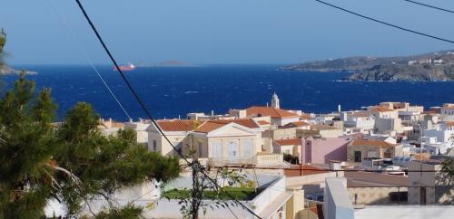 SYROS