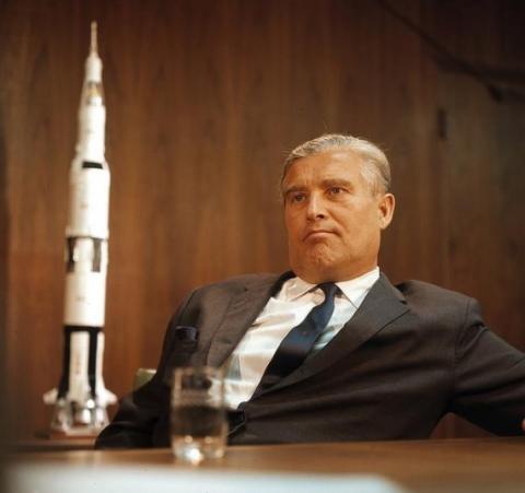 Quand l'ancien nazi Von Braun est devenu l'un des leaders de la NASA