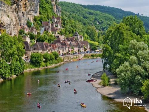 Cénac et Saint Julien ( Dordogne)