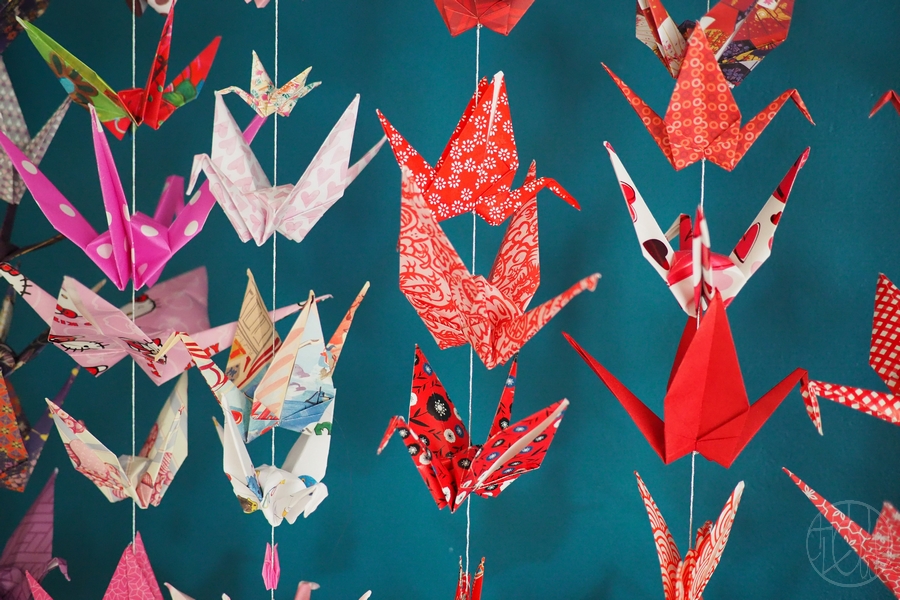 Le mobile origami participatif de bébé renarde