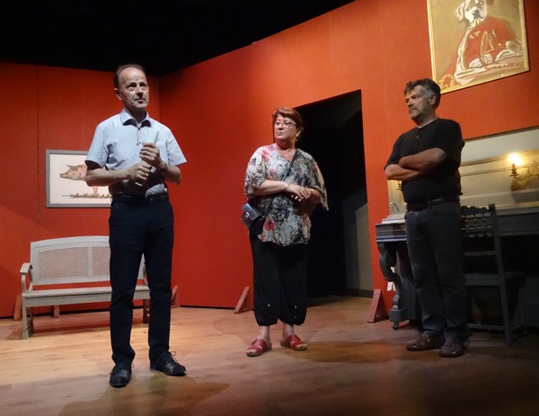 Bientôt le spectacle estival de la Compagnie des Gens, "Un fil à la patte", réservez vos places !