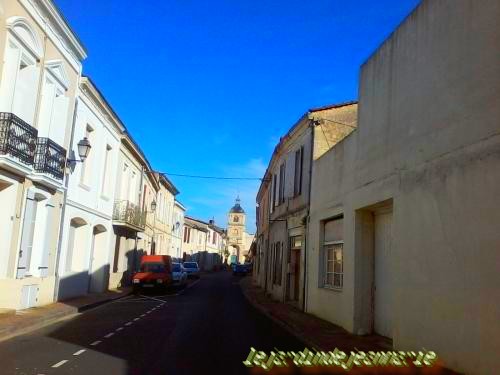 Barsac (Barçac en gascon) est une commune du sud-ouest de la France, située dans le département de la Gironde, en région Aquitaine.  Ses habitants sont appelés les Barsacais