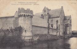 REMPARTS DE VAUX-SUR-AURE (Calvados)