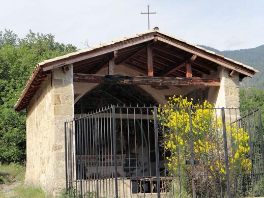 Lucéram - Chapelle Notre-Dame-de-Bon-Cœur -01.JPG