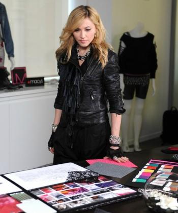 La Bombe Madonna parle de Material Girl