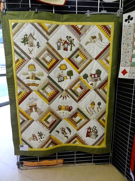 Une très belle exposition de patchwork à la MJC Lucie Aubrac