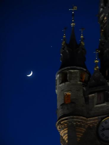 14 avril 2013 : Rapprochement Lune + Jupiter + Hotel de Ville de Douai