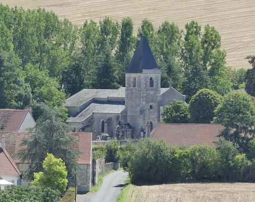 Château et Eglise de Billy (Allier)