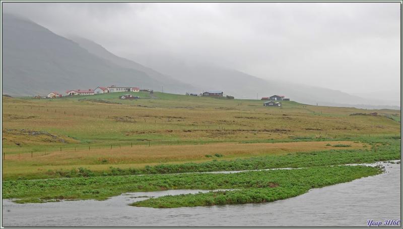08/06/2023 : sur la Route 504 - Fjord Hvalfjordur - Islande