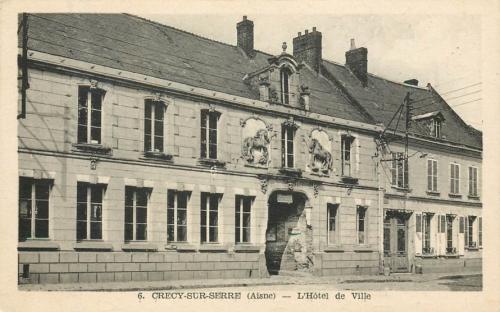 Crécy-sur-Serre - L'Hôtel de Ville