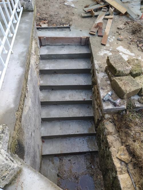 Escalier de la source