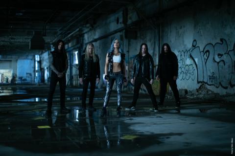ARCH ENEMY - "Deceiver, Deceiver" Clip