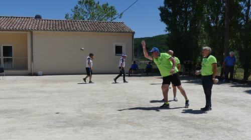 Quelques Villeneuvoie et Lavilledieu au fédéral quadrettes vérérans à Valvigneres 