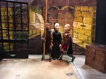  * Héros de fil et de bois