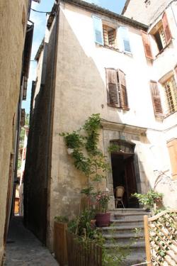 823 - À côté des Gorges du Verdon : Castellane…