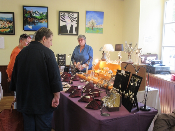 Le salon "Arts et Artisanats" de Brion  sur Ource s'est déroulée  le 16 juin sous un beau soleil, et les visiteurs ont été nombreux !